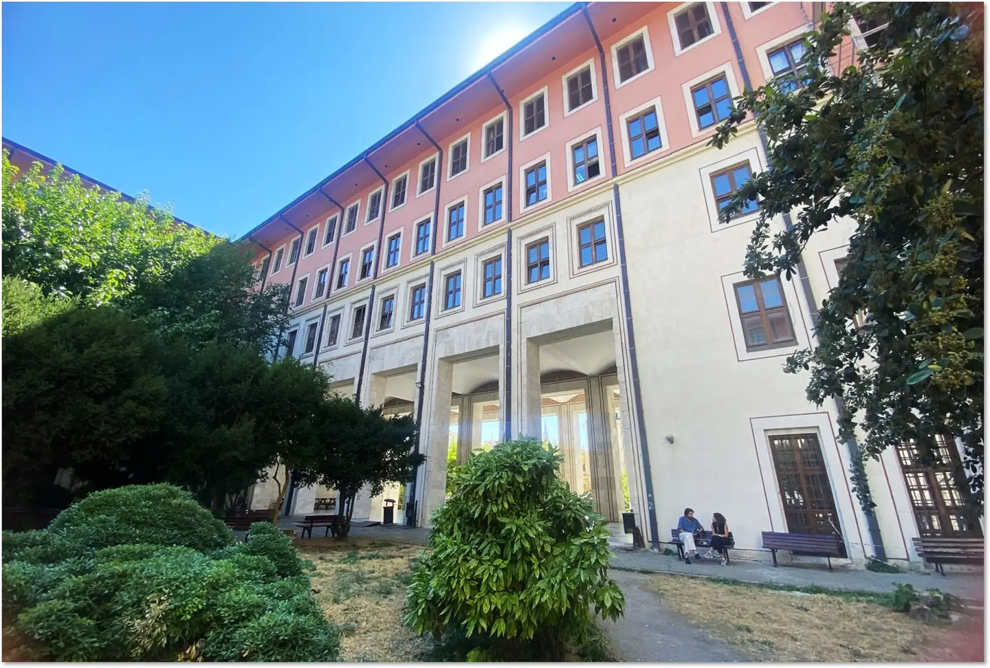 İstanbul Üniversitesi Eski Su Bilimleri Fakültesi restorasyonu